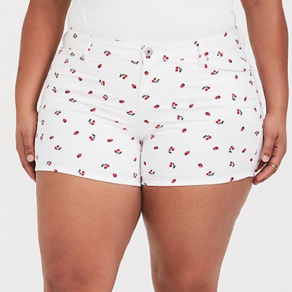 torrid Pants - NEW Torrid Plus Cherry Berry Denim Jean SHORTS